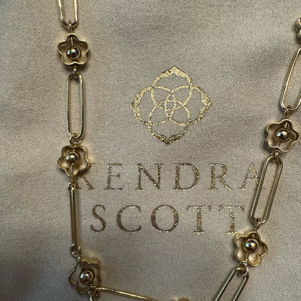 Kendra Scott Gold paperclip Necklace